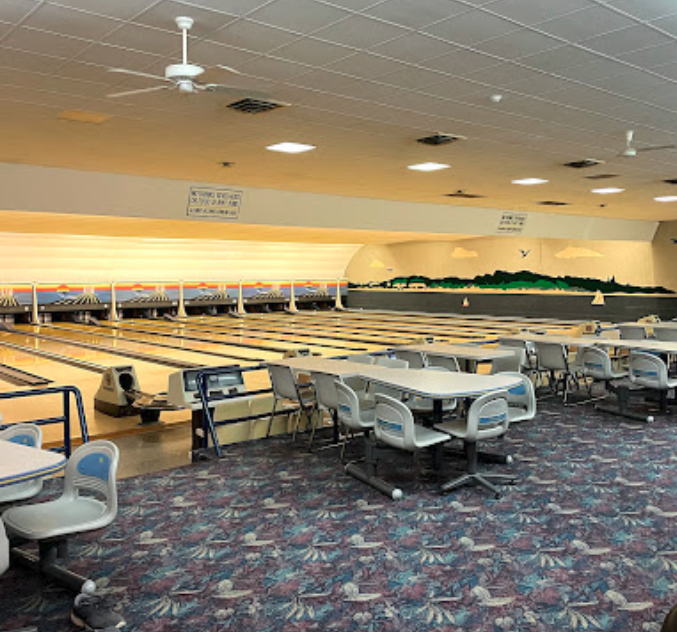 Lakeshore Lanes (Peat's Cider Social)